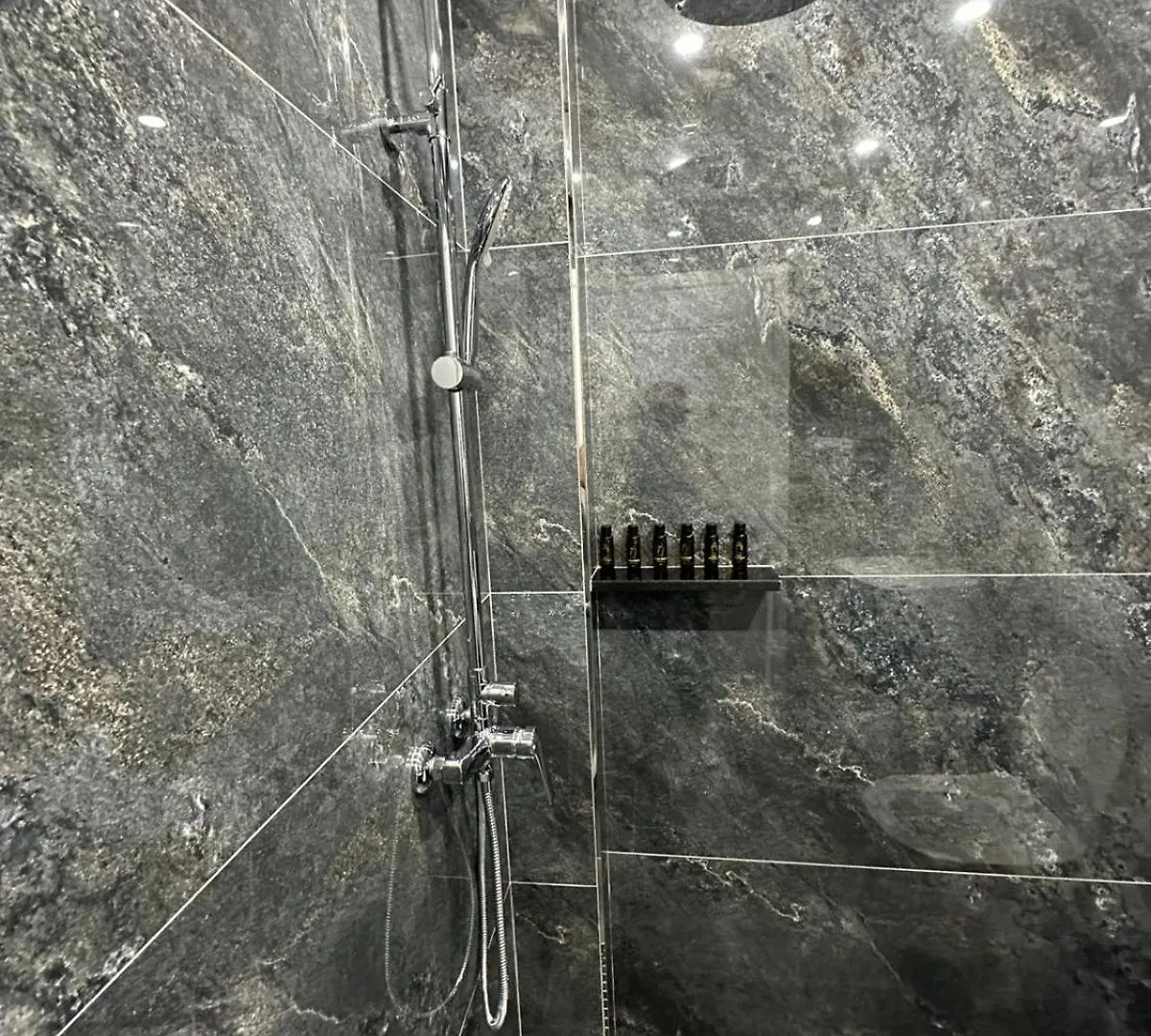 Hotel Europa Krujë 0*,
