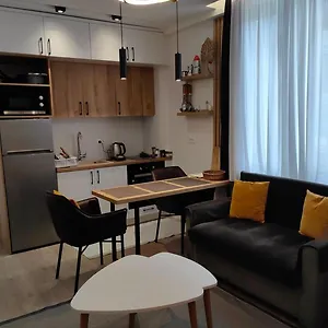 https://2a-new-bazaar-apartament.hotels-in-tirana.com